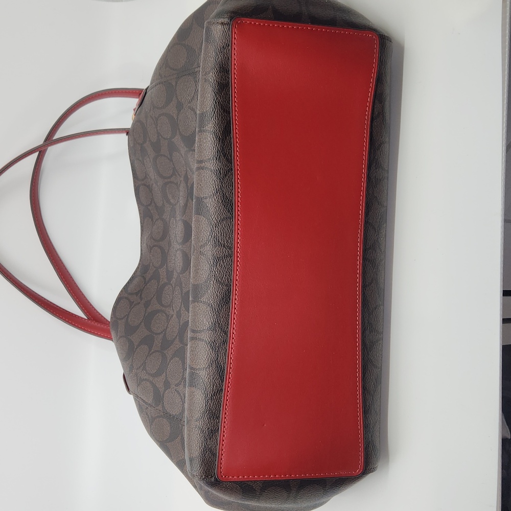 Coach Brown Signature Canvas Shoulder Bag with Red Trim - Picture 3 of 11